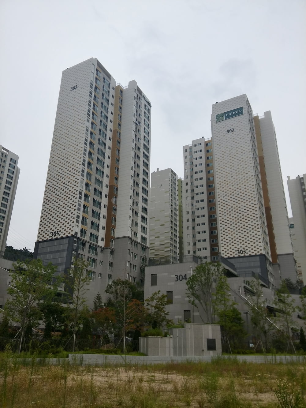 북한산 푸르지오 외관 2