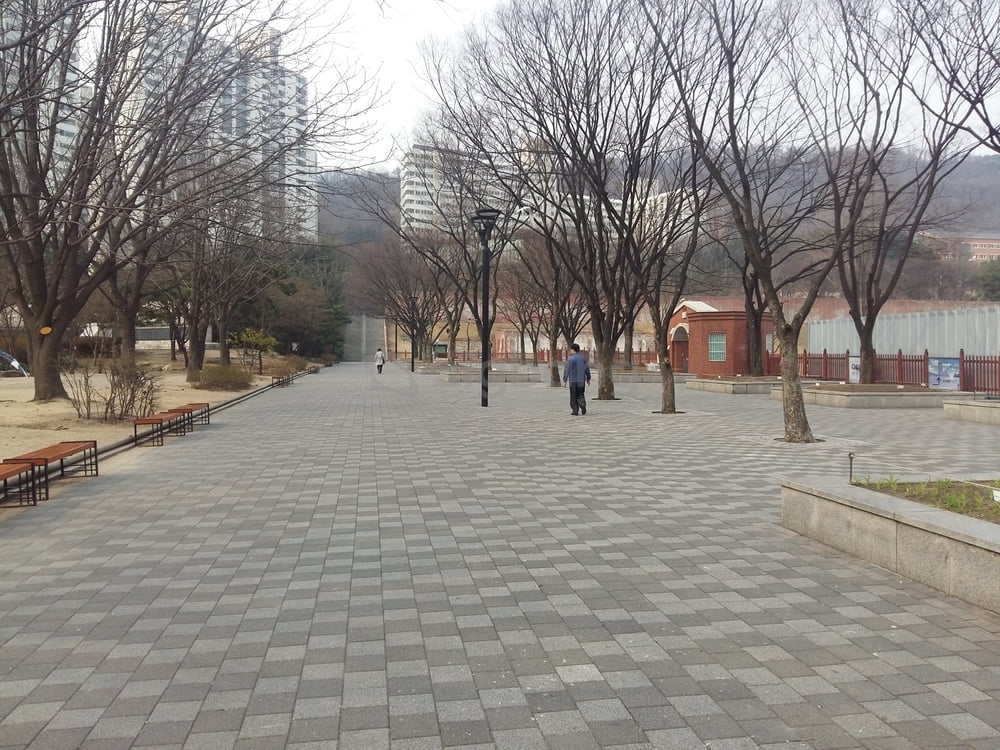 독립문 극동 외관 3